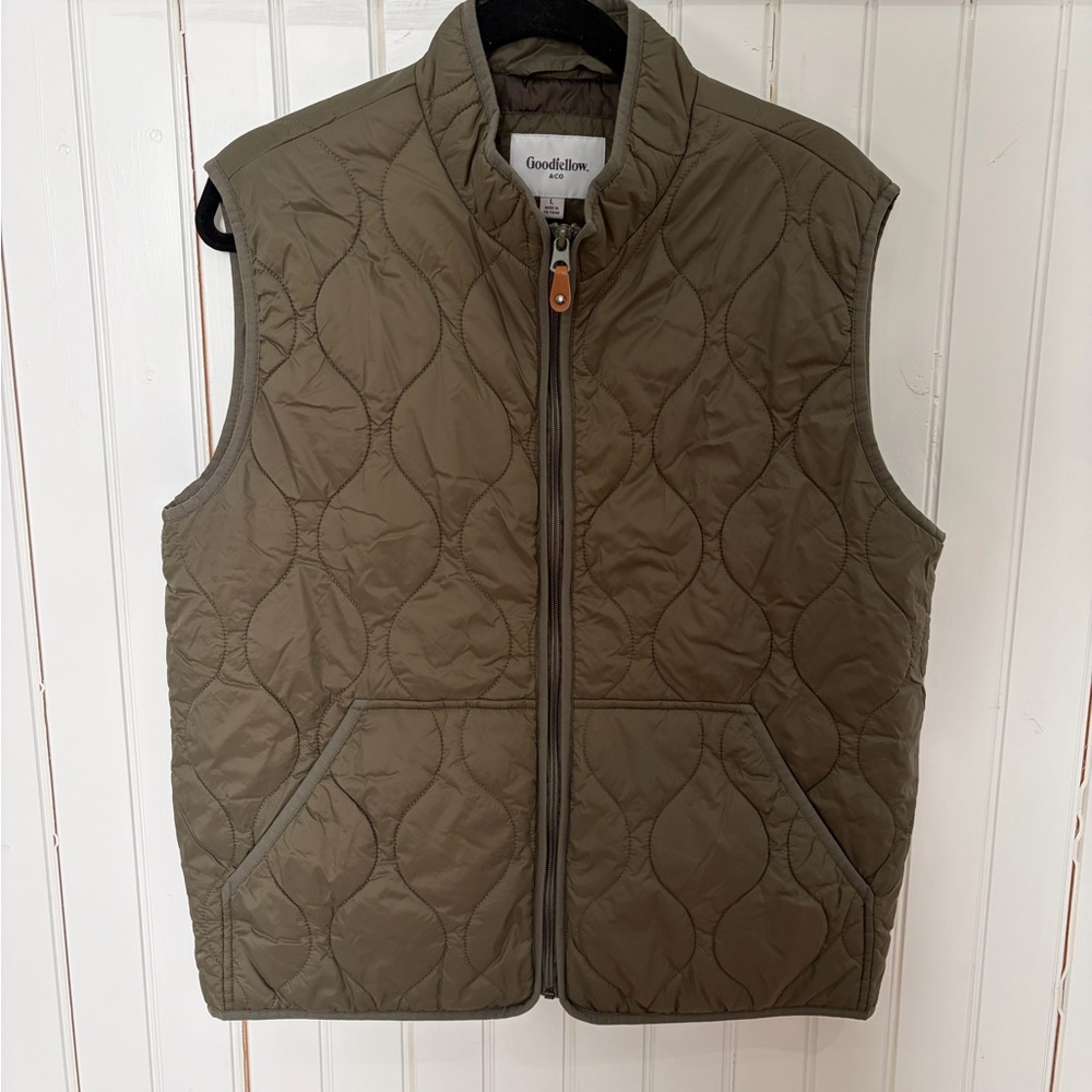 Goodfellow & Co Olive Quilted Puffer Vest